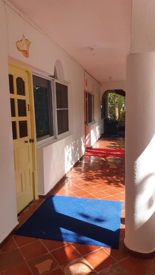 Playa Blanca Bed And Breakfast バヤイベ エクステリア 写真