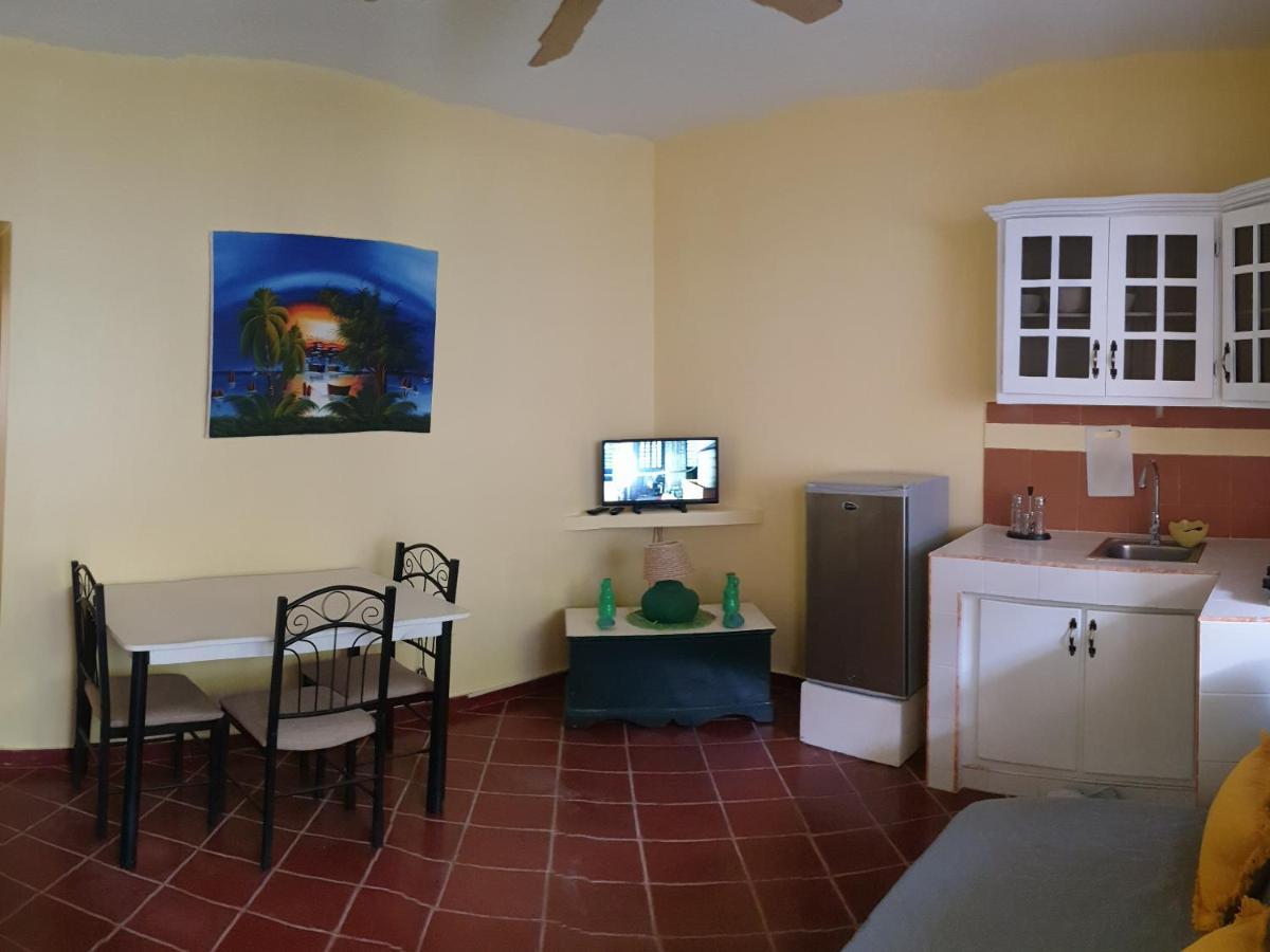 Playa Blanca Bed And Breakfast バヤイベ エクステリア 写真