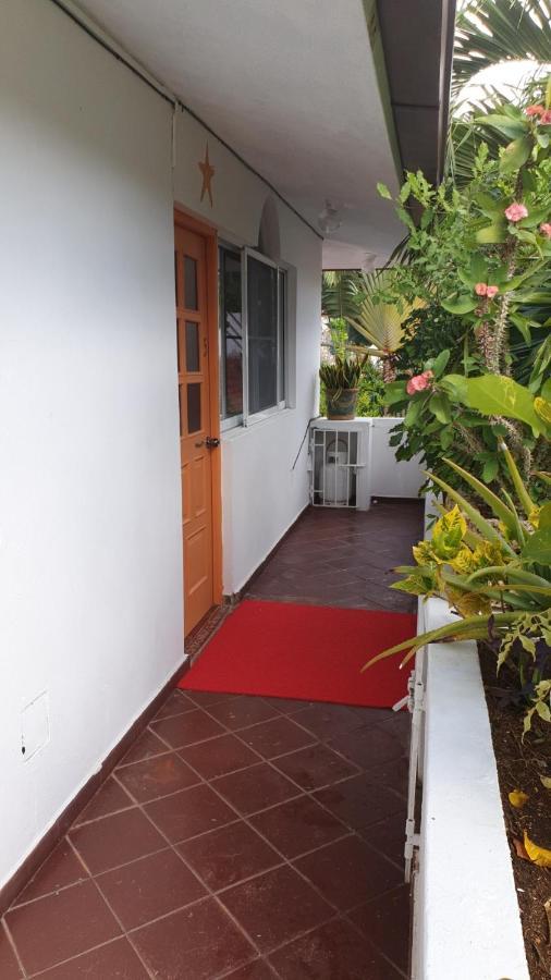 Playa Blanca Bed And Breakfast バヤイベ エクステリア 写真