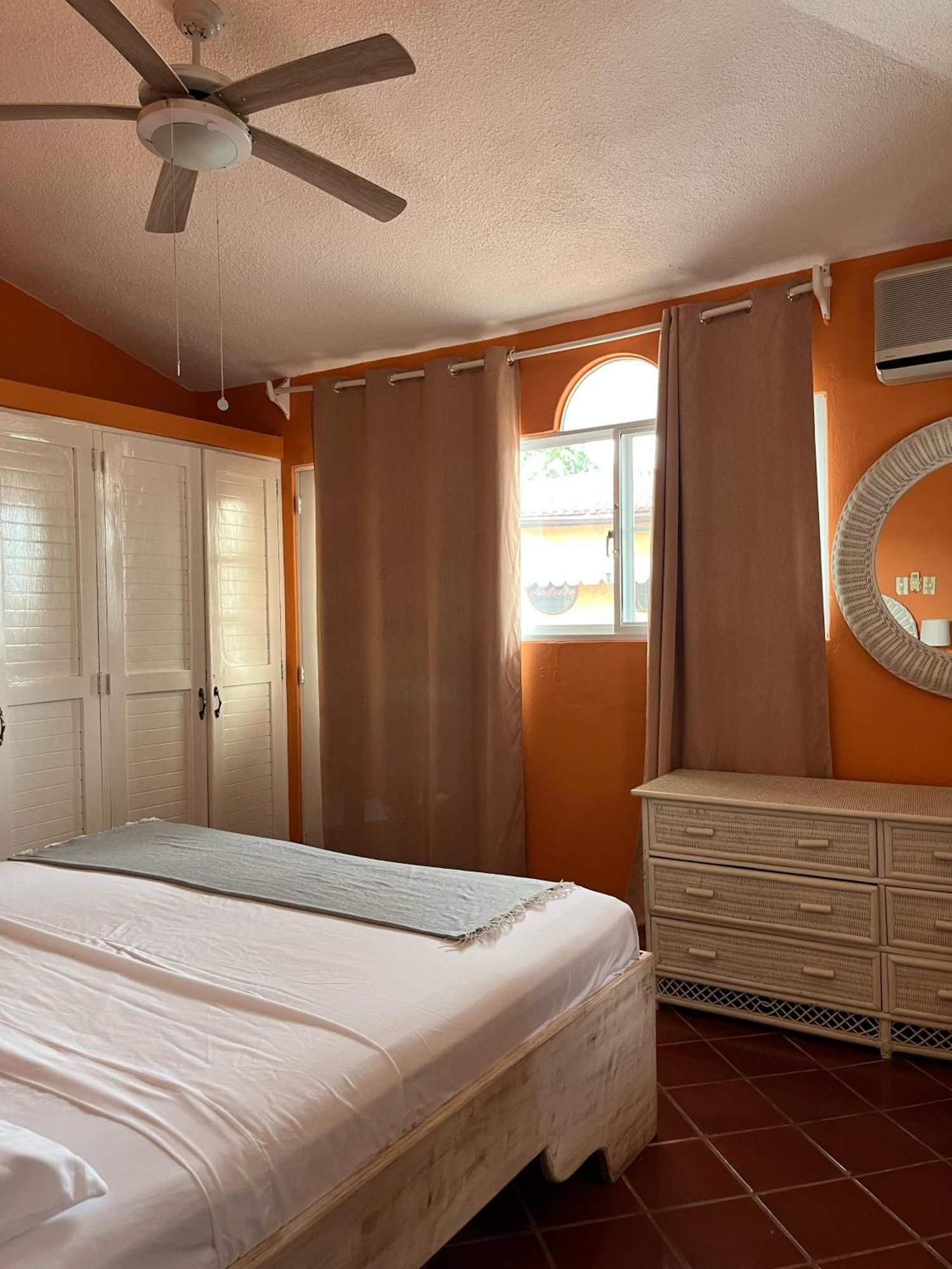 Playa Blanca Bed And Breakfast バヤイベ エクステリア 写真